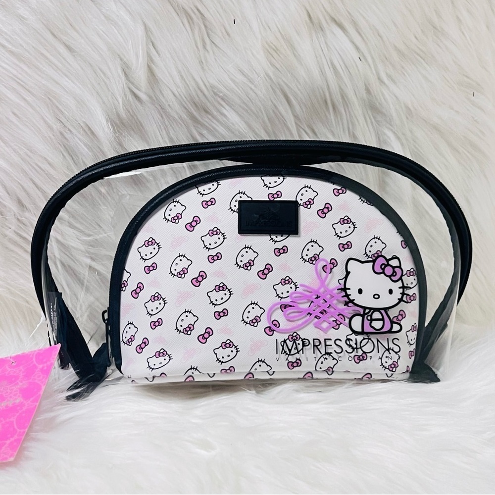 Hello Kitty® Clutch Set